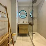 Apartman D'este - 4 Prs - Clim - 300m - Piscine-parking En Option Juan-les-Pins